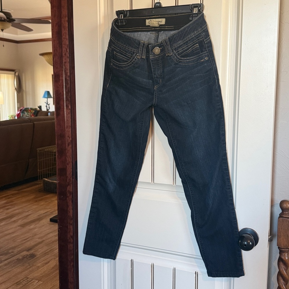 Democracy Ab Solutions Dark Blue Skinny Jeans in Excellent Condition.